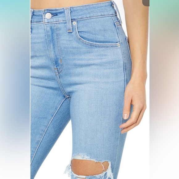 NWT Levi's Women's 726 High Rise Flare Jeans- LONG - Picture 3 of 3